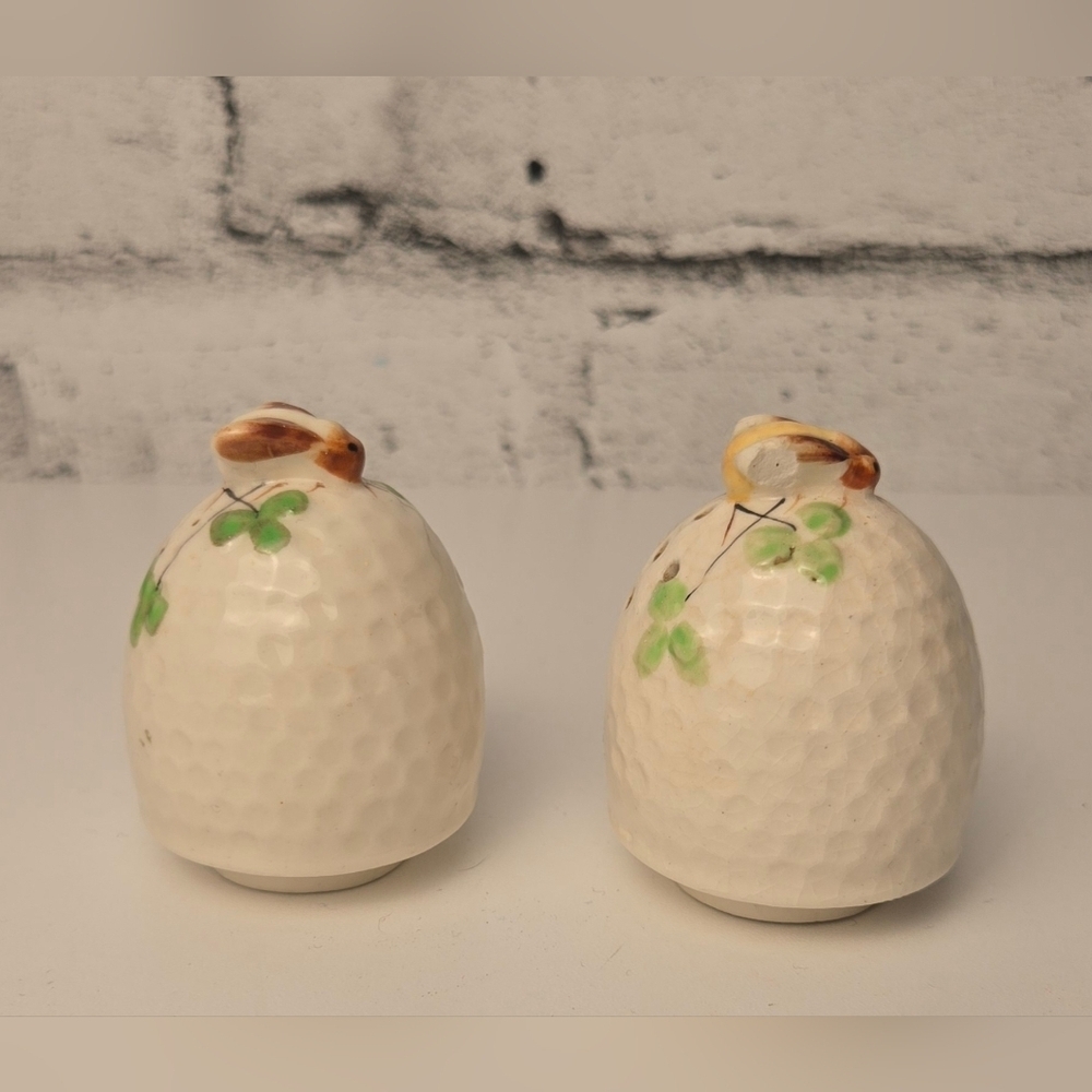 Vintage Japan Bee Beehive Salt Pepper Shakers Ceramic Honeybee Set - Picture 6 of 11
